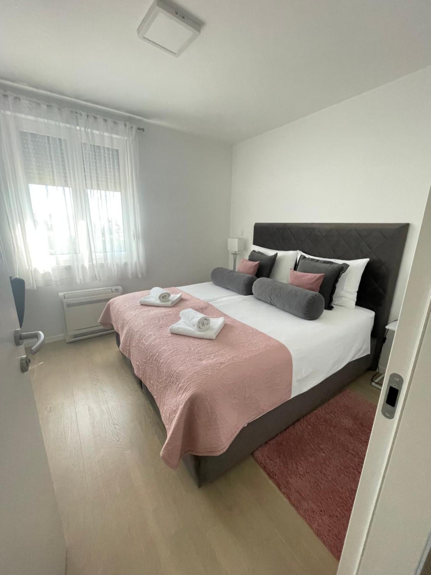 New Modern Apt Near Old Town - Private Parking Zadar Exterior foto